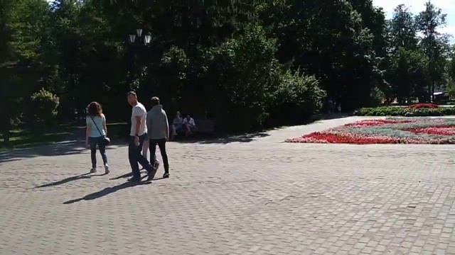 Памятник Сергею Рахманинову в Кремлёвском парке. смотреть онлайн