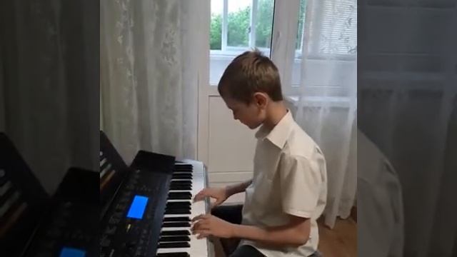 Зинченко Глеб - "Маленькая сонатина" Ю.Чичков смотреть онлайн