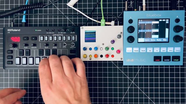 Mellow chill time easy going chord thing with Roland J6 and the Prismatic Spray смотреть онлайн