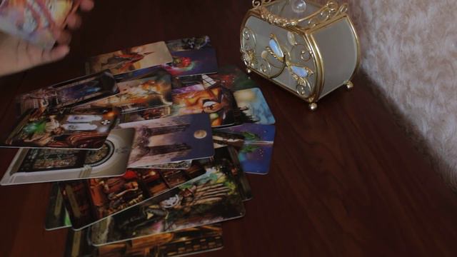 Все о загаданном вами человеке...🔮Как дальше будет развиваться ситуация и отношения с ним🔮 смотреть онлайн