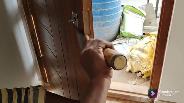 door lock fitting смотреть онлайн