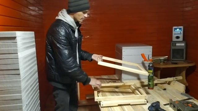 Розмер улья ППС на 8-10 рамок с деревянной обвязкой 29.11.2019 смотреть онлайн