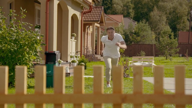 Обзор «Садовый измельчитель Bosch AXT 2000 Rapid» смотреть онлайн