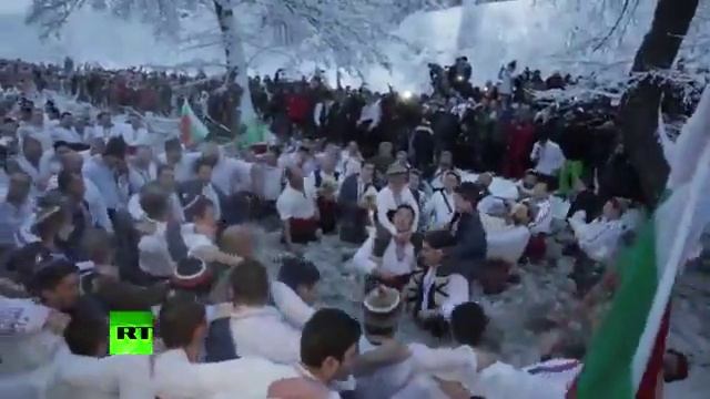 Как отмечают Крещение в Болгарии смотреть онлайн