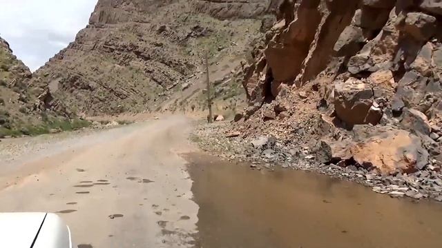 Потрясающая природа Узбекистана. Дорога в в ущелье Дербентское ущелье (Дарбанд) смотреть онлайн