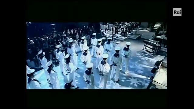 Sabrina Ferilli - Ma dove vanno i marinai (Live 2002) смотреть онлайн