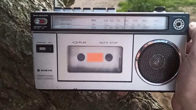 Радиоприём на КВ и СВ в Кавголово на озере. смотреть онлайн