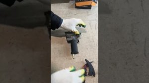 Первый пуск пневматического ударного гайковерта рекомендованный производителем.