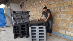 Пластиковые поддоны со сплошной поверхностью