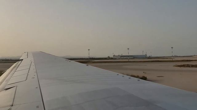 Royal Flight Взлет в Тунисе (Инфида) Boeing 767-300ER смотреть онлайн