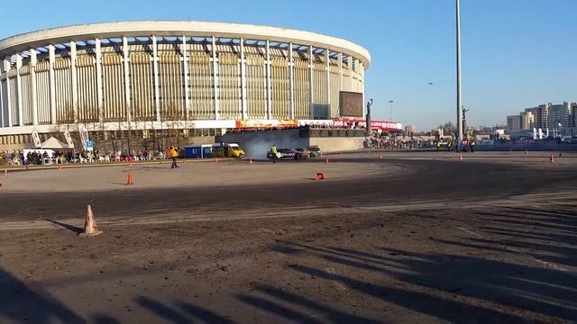 Стилов дрифтит у СКК смотреть онлайн