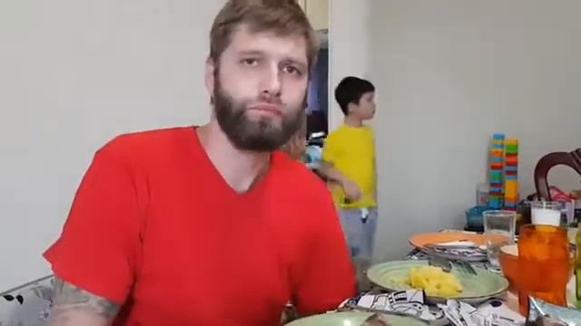 Вот так надо жить ВСЕМ...Во всюм мире смотреть онлайн