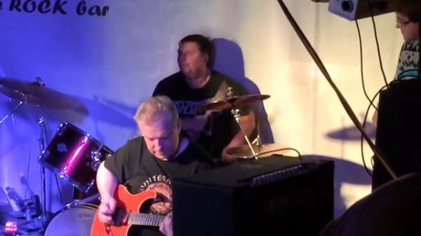 рок группа "Фиолетовый холст"