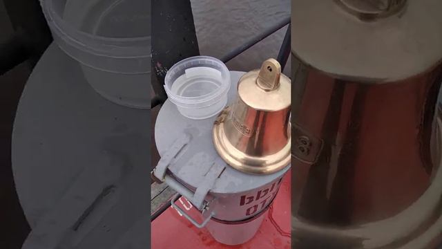 КАК БЫСТРО И ДО БЛЕСКА почисить МЕДЬ.(Рынду). смотреть онлайн