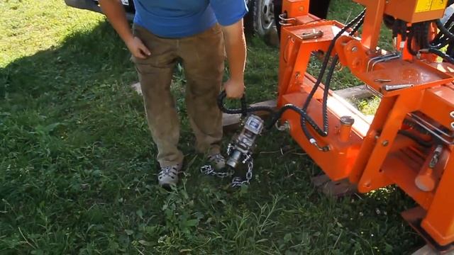 Экскаватор LW 7E