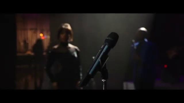 Я хочу танцевать с кем-то..mp4 смотреть онлайн