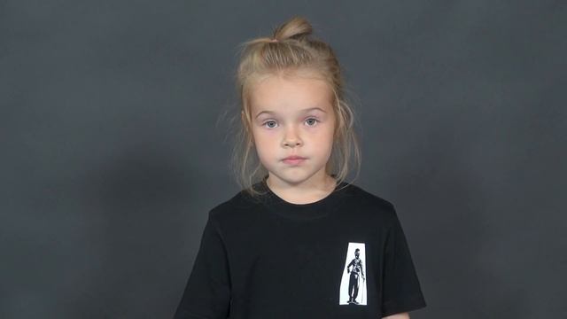 Младшие Первый урок "камера кастинг" Соня 5 лет смотреть онлайн