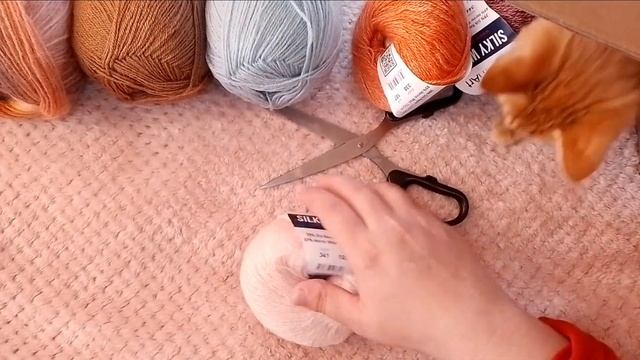 Вязальные процессы для кукол. Распаковка посылочки с пряжей. Немного болталочки. смотреть онлайн