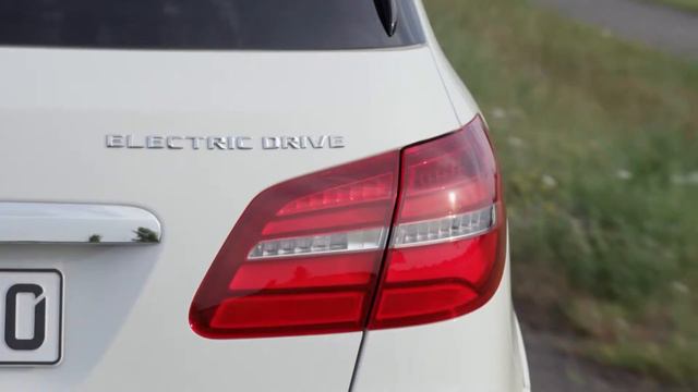 Mercedes-Benz B-Class Electric Drive - Preview Trailer | AutoMotoTV смотреть онлайн