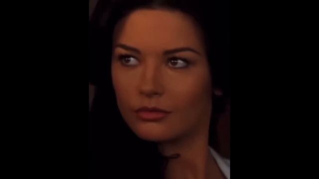 Catherine Zeta Jones & the Latino outrage! Here’s the problem.. смотреть онлайн