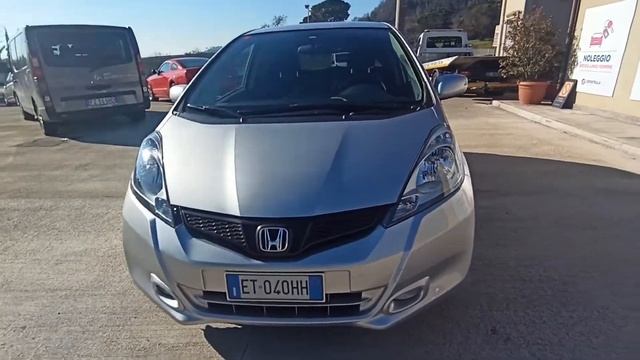 Honda Jazz 1.4 i-Vtec Appeal 02/2014 km. 71.490 € 8.600,00 смотреть онлайн