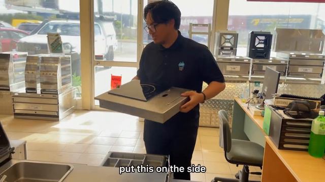 MW Slide-out Kitchen Pantry -Preview смотреть онлайн