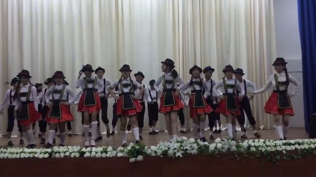 Немецкий танец смотреть онлайн