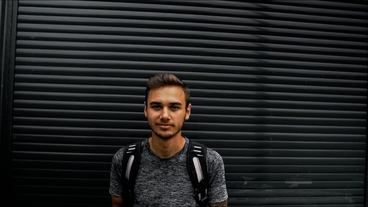 Вырос в детдоме и стал travel-фотографом / "Сделано с нуля" подкаст 054 смотреть онлайн