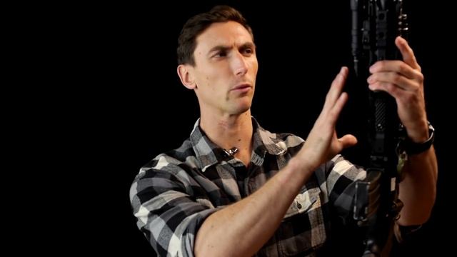 Knight's Armament SR-16 / SR-15 (The AR-15 evolved?) смотреть онлайн