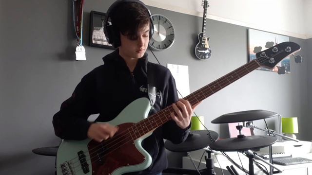 My Chemical Romance - Helena (Drum & Bass Cover) смотреть онлайн
