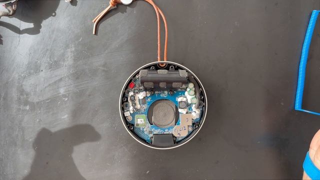 Bang & Olufsen Beoplay A1 Disassembly process and Battery replacement смотреть онлайн