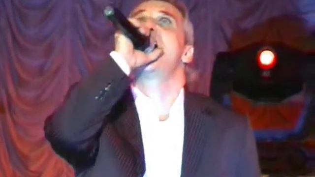 В КАФЕШАНТАНЕ смотреть онлайн