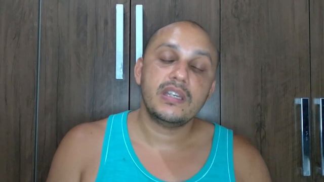 Golpe de capoeira no MMA - Chute de capoeira leva lutador ao chão em apenas 6 segundos de luta смотреть онлайн