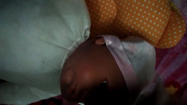 КАК почистить нос и уши груднику,больно писать мужчине,мальчику смотреть онлайн