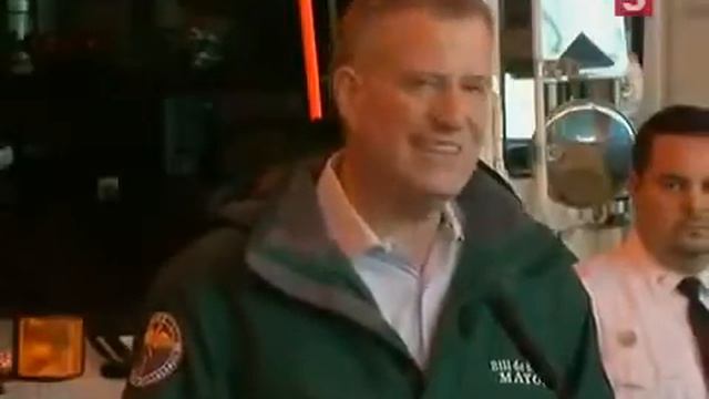 06 03 15 Нью Йорк завалило снегом не работает даже метро смотреть онлайн