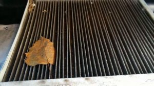 Замена салонного фильтра Киа Оптима 2016-2019, подходит от Приоры