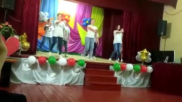 Танцевальная группа "Темп" с танцем "Мама я танцую" смотреть онлайн