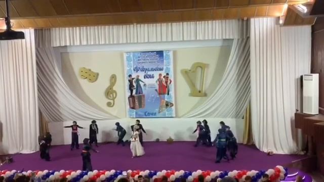 Ансамбль «Гарун» танец - Старый базар ( Кинто ) смотреть онлайн