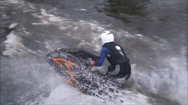 Yamaha SJ700 In A Lake