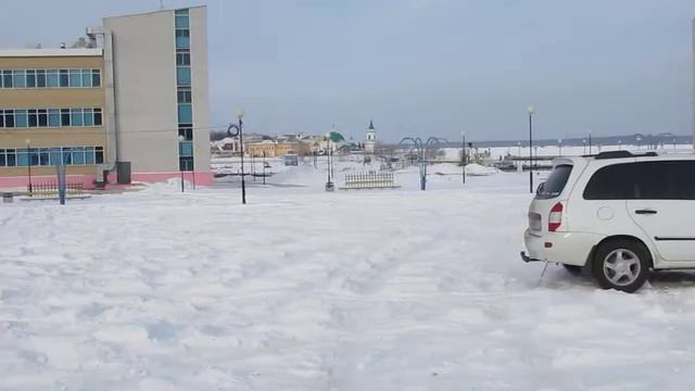 Лада Калина VS Уаз Патриот второй раунд смотреть онлайн