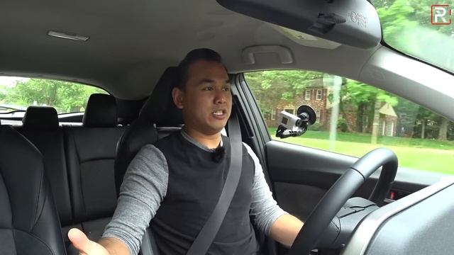 The 2020 Toyota C-HR Is A Weird Little CUV With Compromises смотреть онлайн