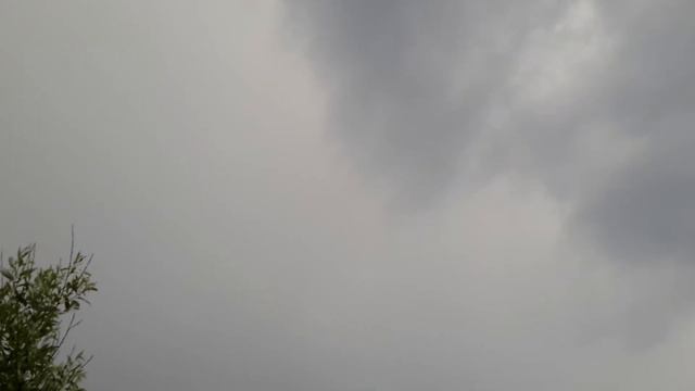 В Москве сверкает молния смотреть онлайн