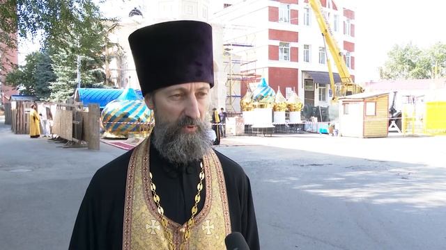 Освящение крестов и куполов храма Нечаянная радость при городской больнице смотреть онлайн