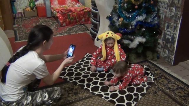 наш рождественский обычай и подарки от любимого василька, жизнь в деревне смотреть онлайн