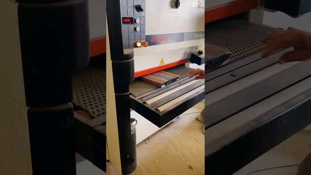 Epoxy cigar humidor? #wood #epoxy #art #interiordesign #woodworking #cigar #resinart #satisfying смотреть онлайн