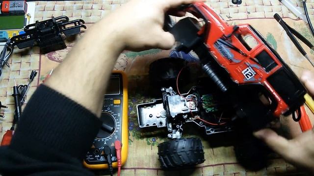 Ремонт радиоуправляемой машинки , самая частая поломка в игрушках. смотреть онлайн