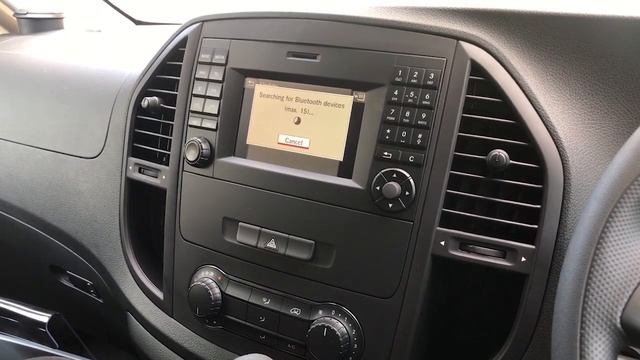 Pairing Bluetooth to a Mercedes-Benz Vito смотреть онлайн