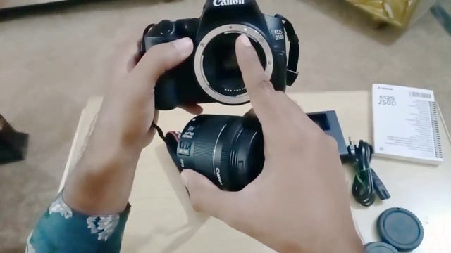 Canon EOS 250D or Rebel SL3 Price | DSLR Camera Review and Unboxing with Zain Khawar смотреть онлайн