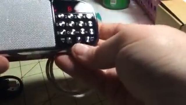 Cakin Portable FM Radio/MP3 Player смотреть онлайн