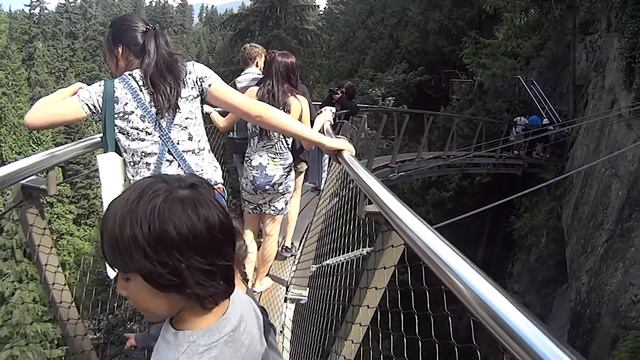 CAPILANO BRIDGE / THE CLIFF WALK / Vancouver / Canada смотреть онлайн